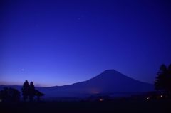 夜空と富士山