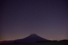 雨上がりの夜空