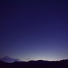 今宵の富士山と月
