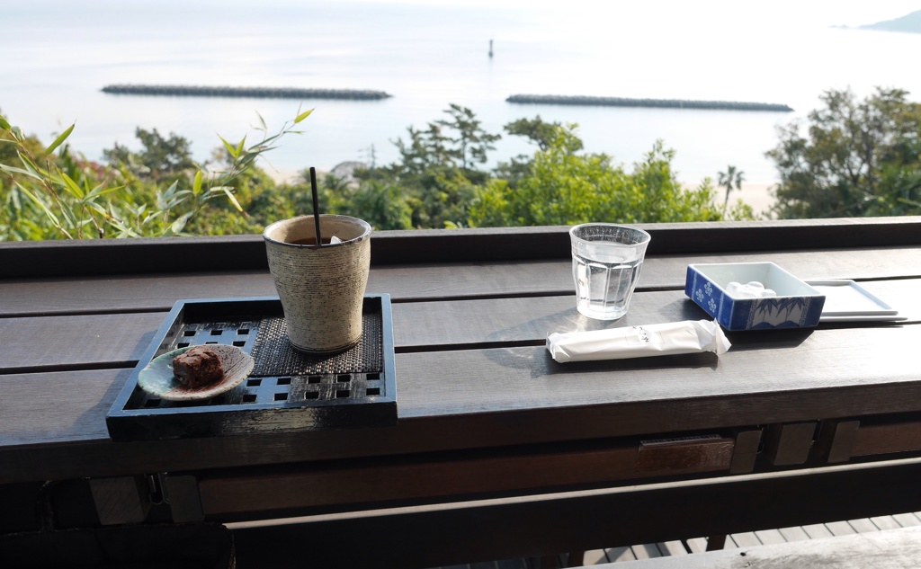 海の見えるカフェ2