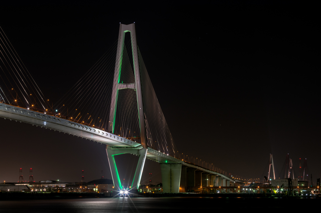 名港トリトンの夜景 By Fumi Id 写真共有サイト Photohito