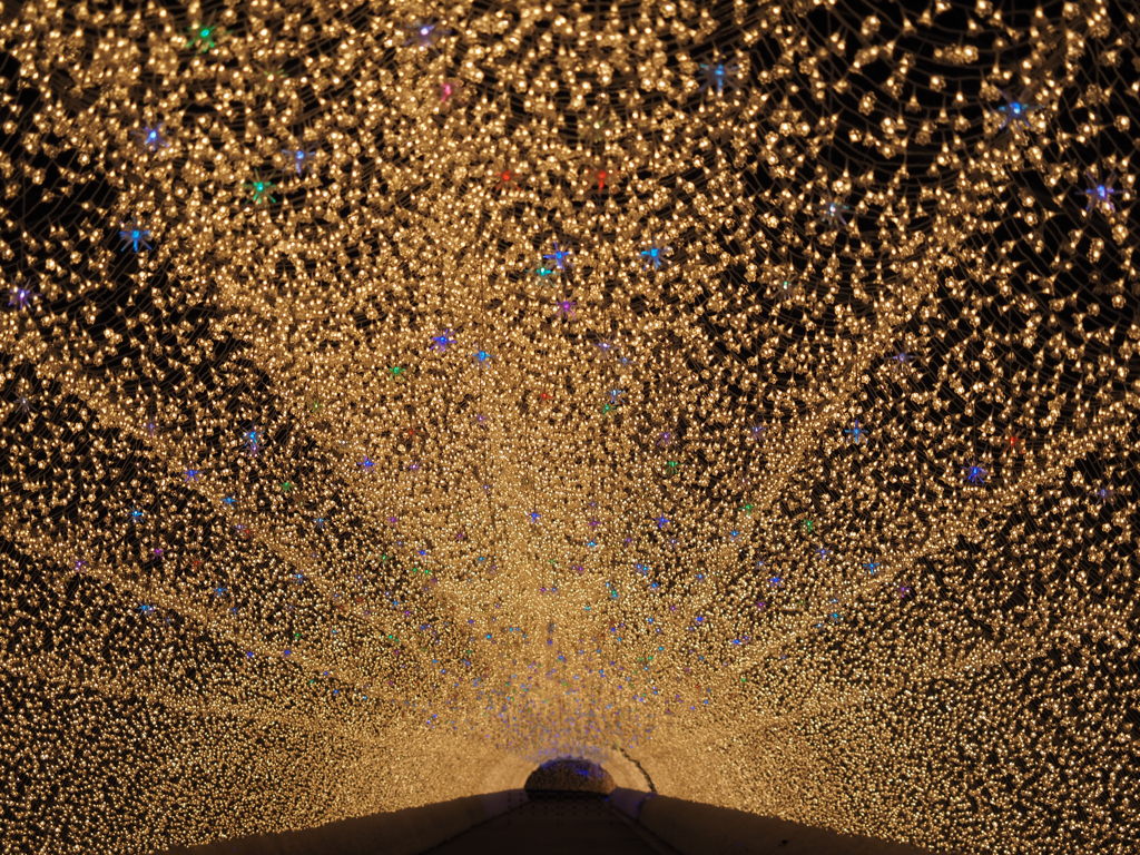 光のトンネル