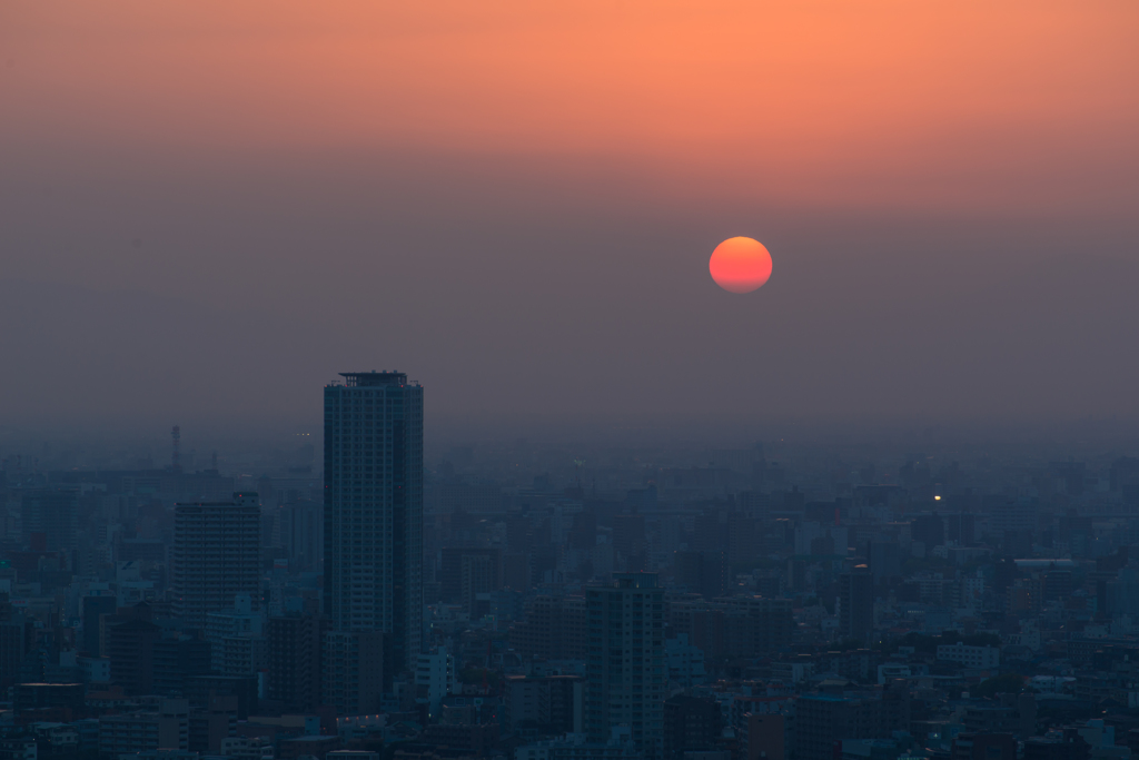 霞んだ夕暮れ