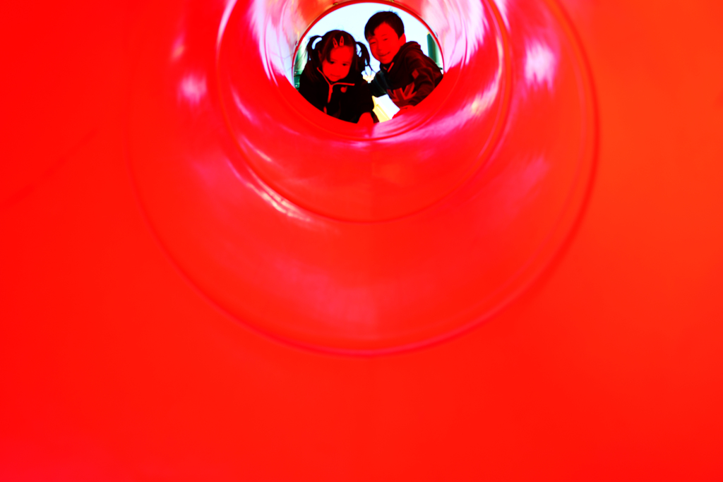 赤のトンネル