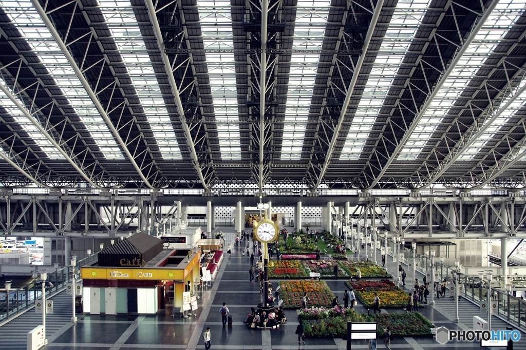 大阪駅 時空のお花畑