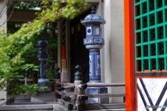 陶器神社の灯籠