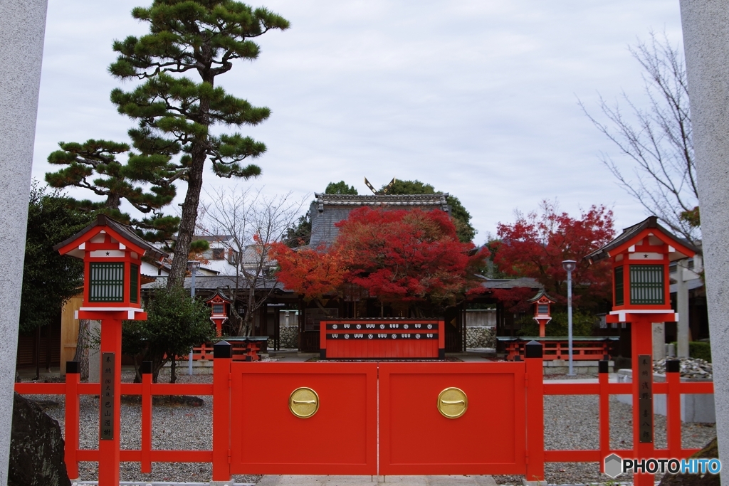 車折神社 本殿