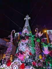 華やかにひらパーのクリスマスツリー