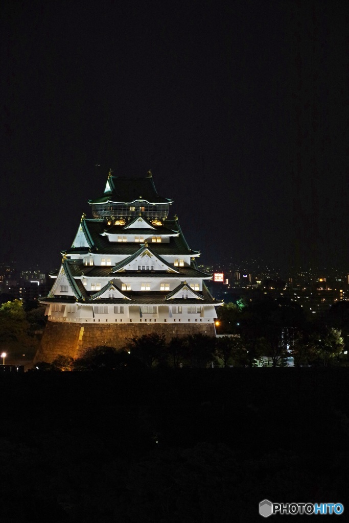 夜のお城