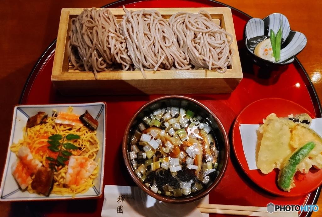 鴨つけ蕎麦とちらし寿司