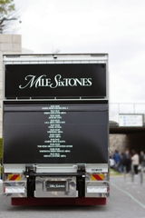 ライブツアートラック