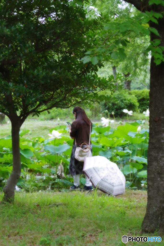 雨活スマホ女子
