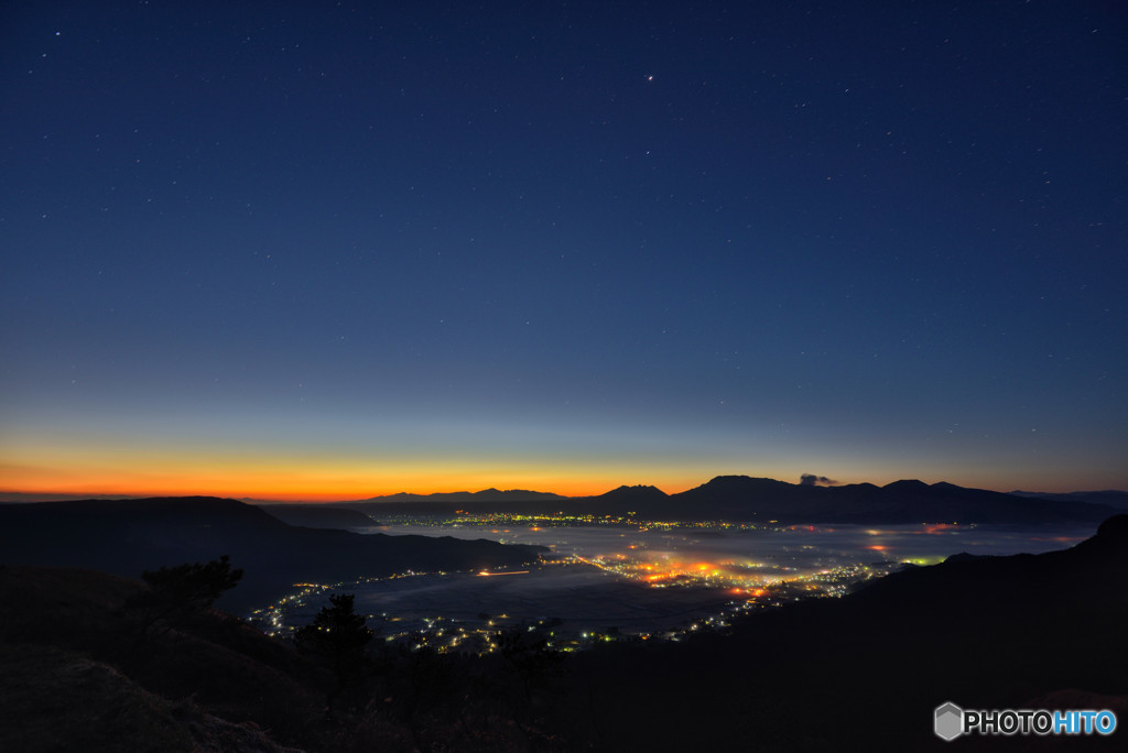 夜明け前