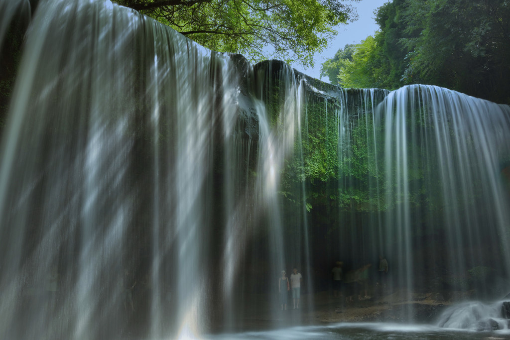 水のカーテン