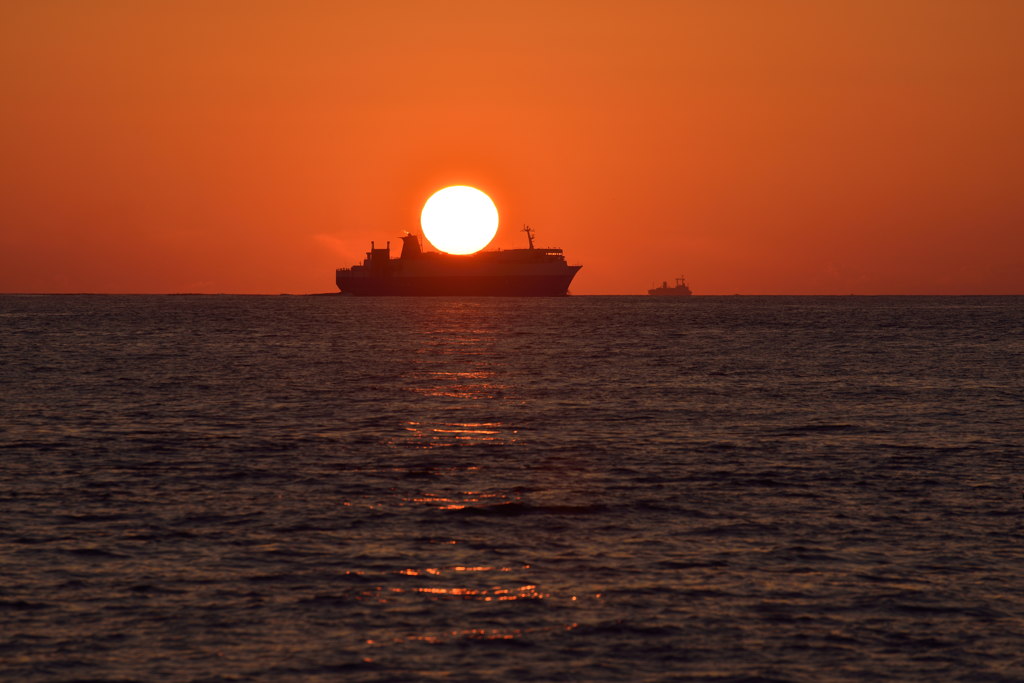 Sun on the ship