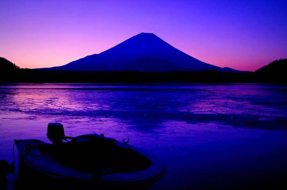 日本の夜明け
