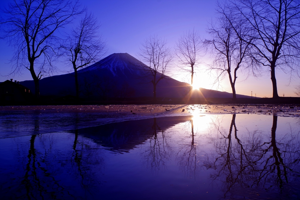 日本の夜明け