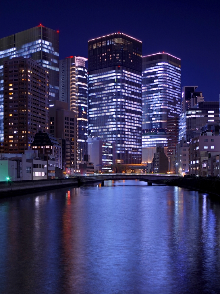 土佐堀川の夜景