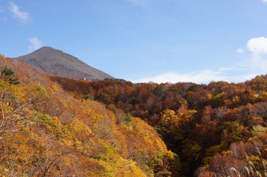 秋の磐梯山