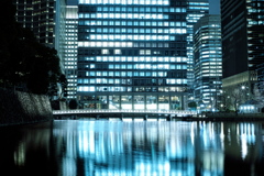 光る橋