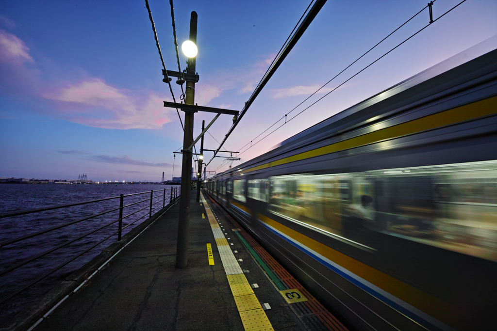 夕暮発車