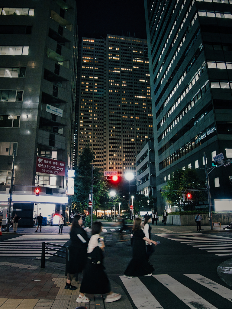 夜の闊歩（AIシャープ適用後）