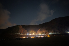 向こうは楽し気