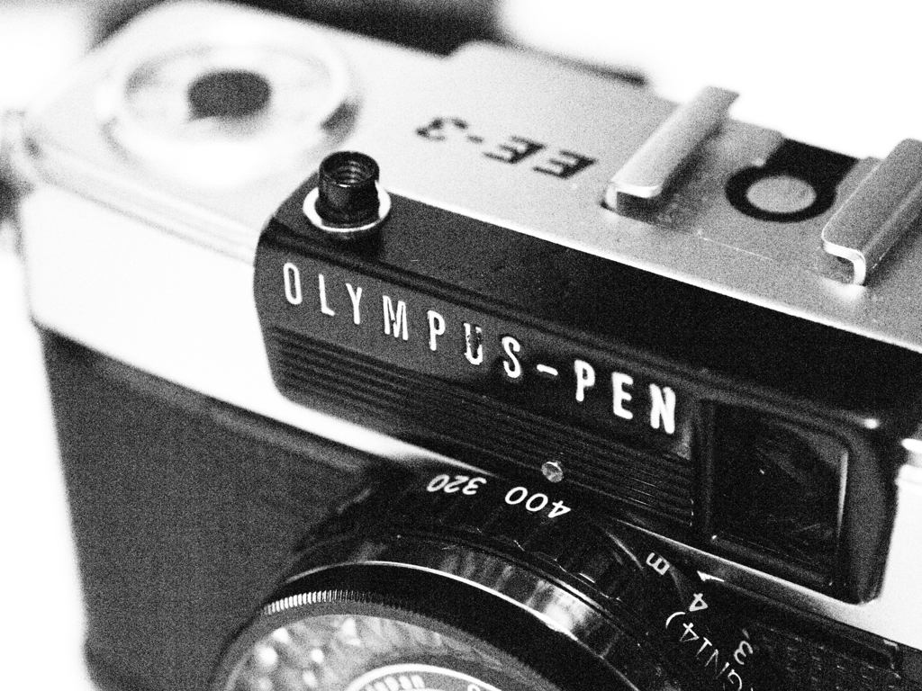 OLYMPUS　PEN EE-3
