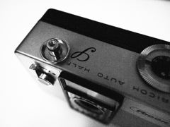 RICOH AUTO HALF S