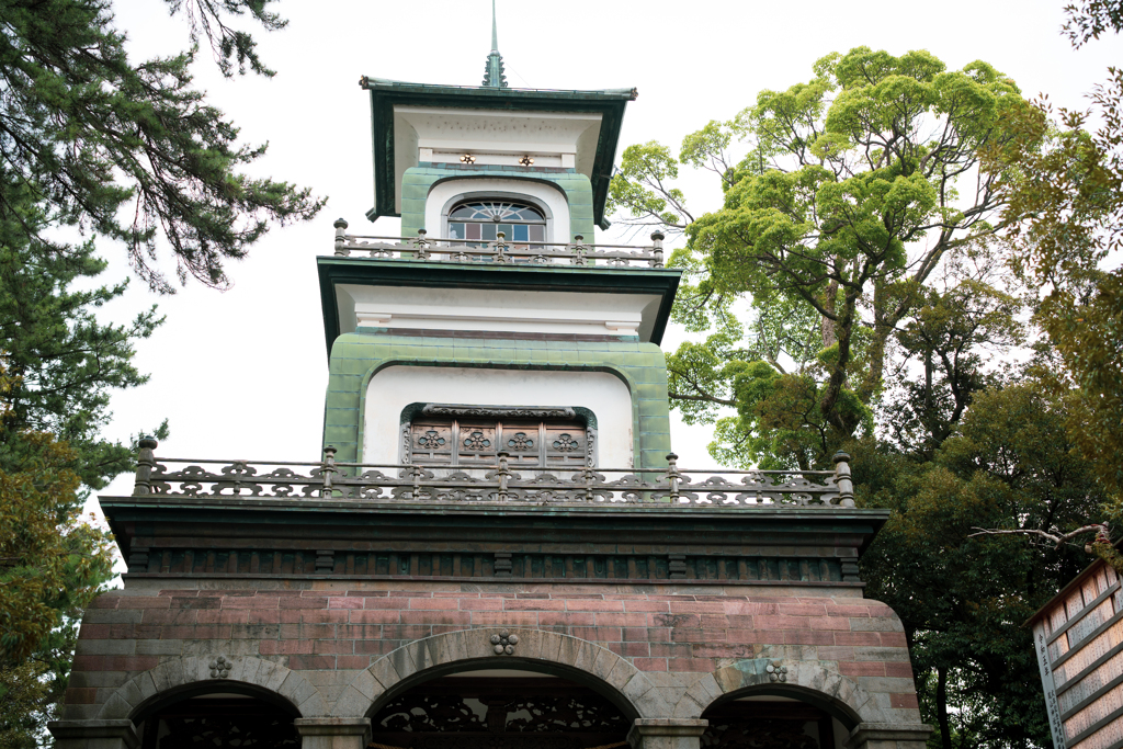 尾山神社御神門