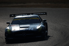 LEON　AMG SLS