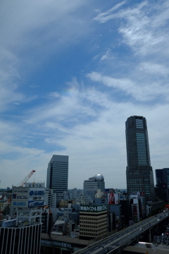 ヒカリエ