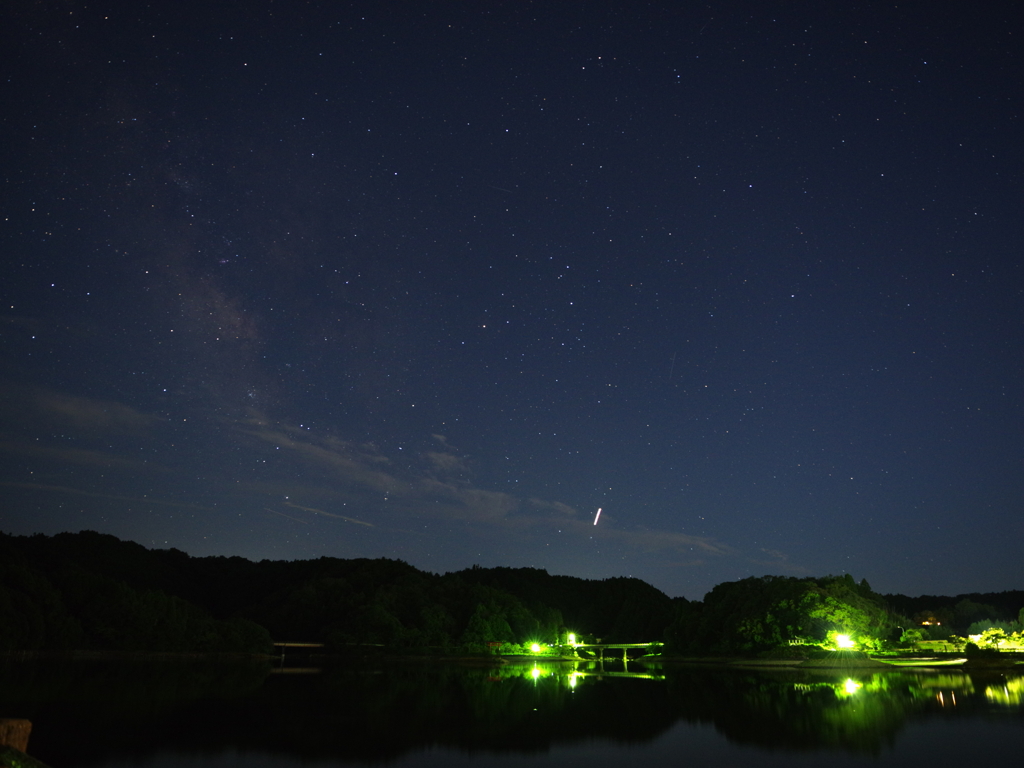 星と湖