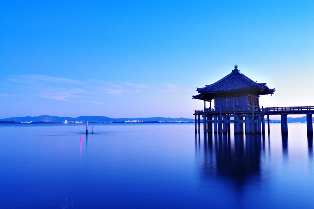 陽沈み静寂空