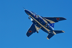 ブルー