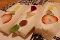 ふるーつさんど