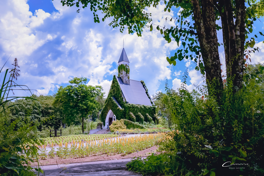 Summer church 