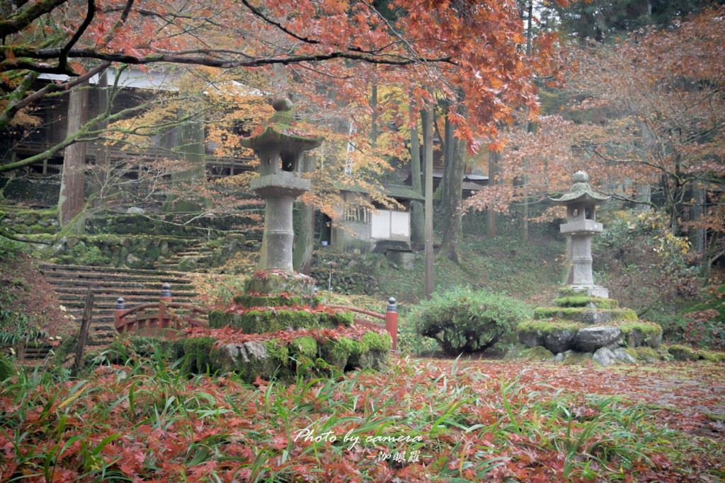 晩秋の横蔵寺　15