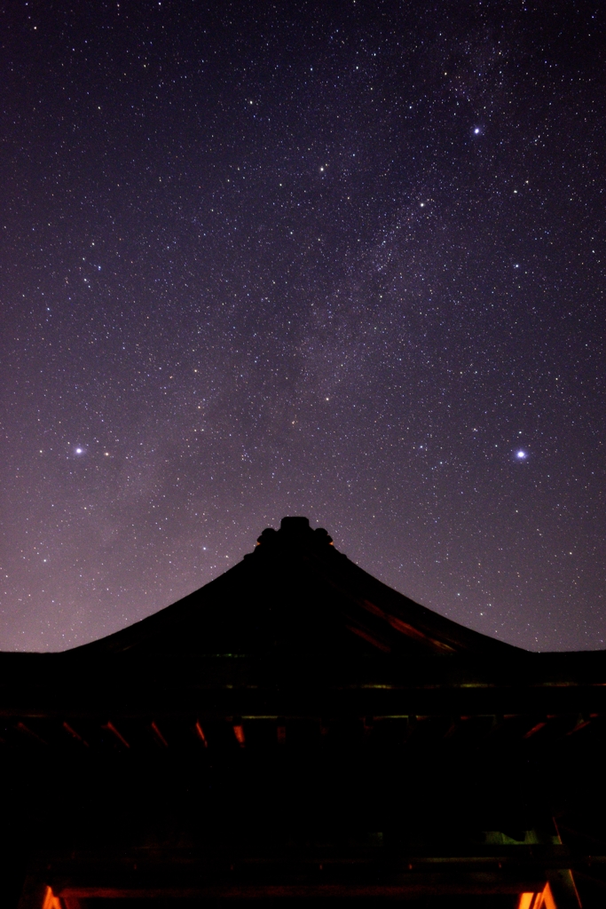 神社の夜空