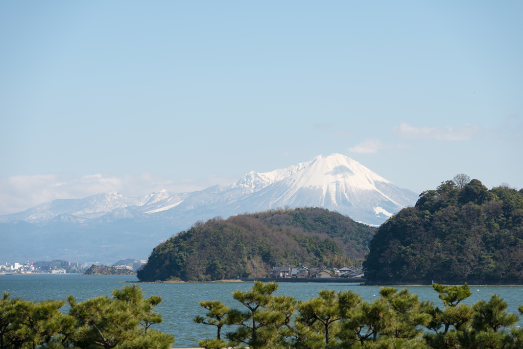 安来港から望む大山