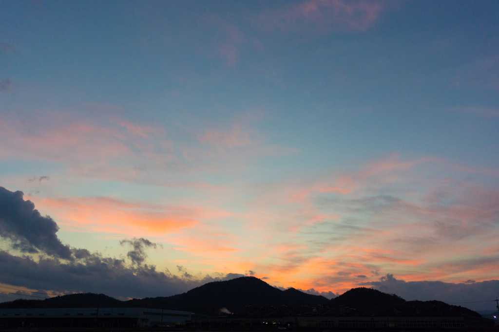 凍てつく夕景