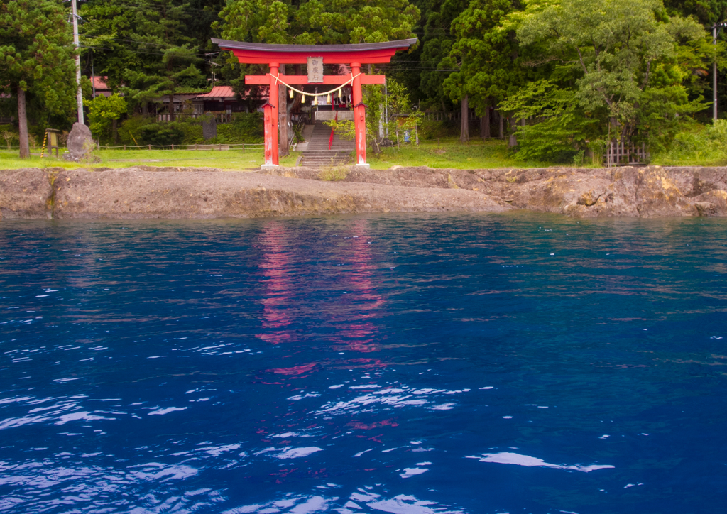 田沢湖ブルー