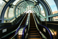 山形駅前　エスカレーター
