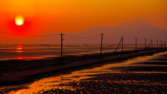 長田部海床路と雲仙の夕日