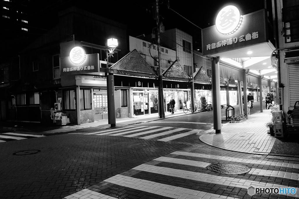 tokyo monochrome# (1593)