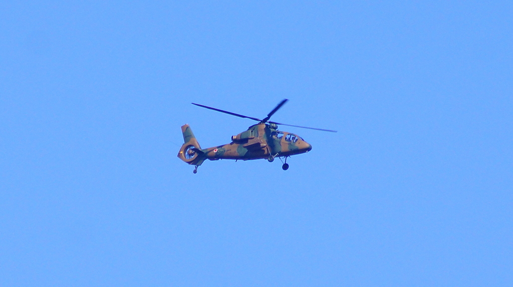 陸上自衛隊ヘリコプター