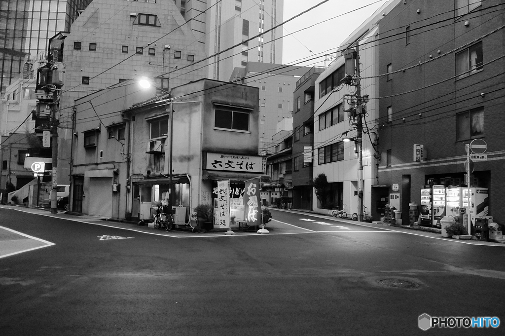 tokyo monochrome# (1032)