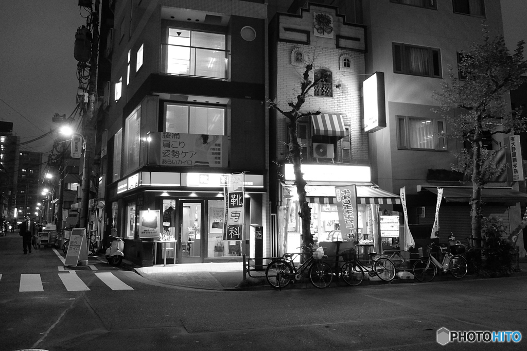 tokyo monochrome# (1493)