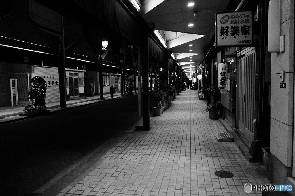 tokyo monochrome# (1605)