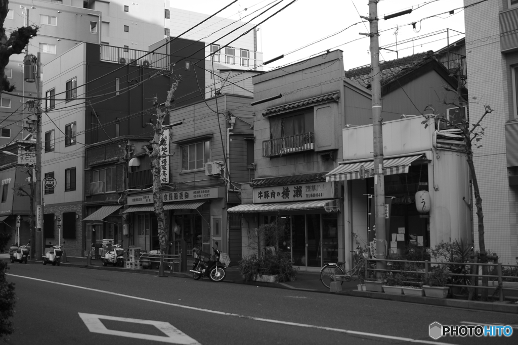 tokyo monochrome# (1622)